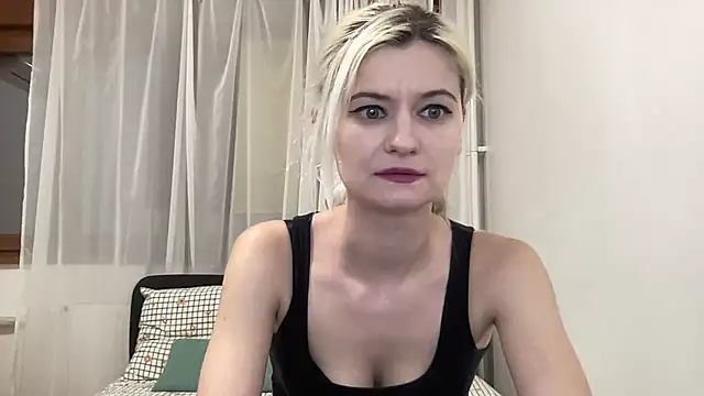 onika_love - Onika_Love's free webcam - UK Sex Cams