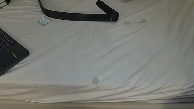 GabyJones_ webcam