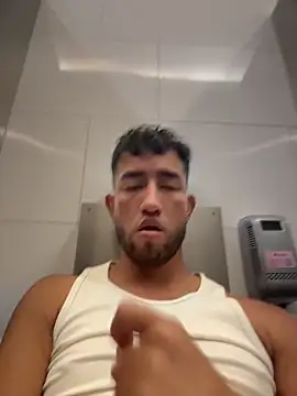 liam_bronw webcam