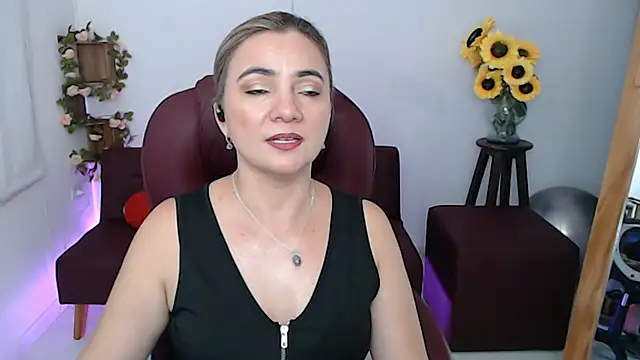 ana_milf webcam