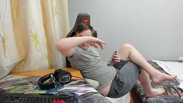iliaskrislove webcam