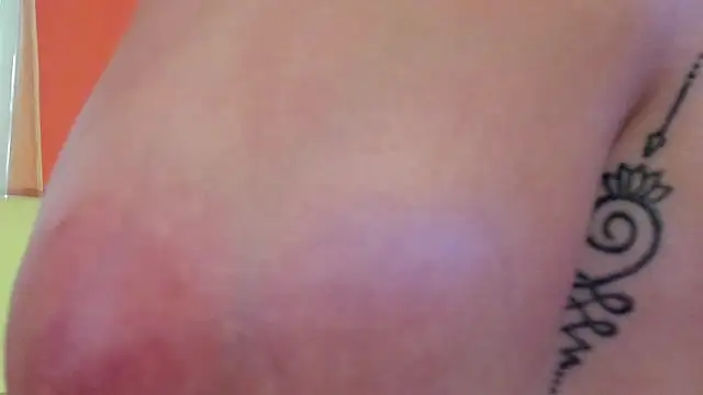 alaia_greyy webcam