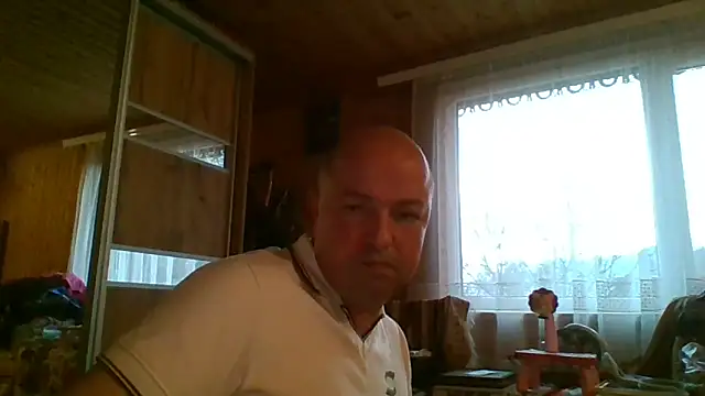 Luceriusbigass webcam