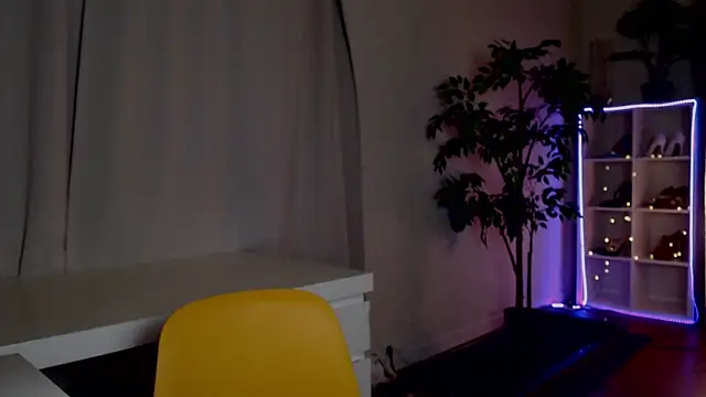 Queensy_Sins webcam
