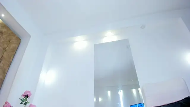 violet_giraldo webcam