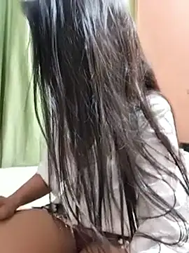 Shalu_G webcam