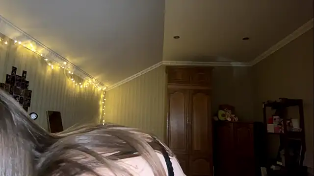 BambiBlush webcam