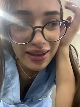 Sweet_Milaa1 webcam