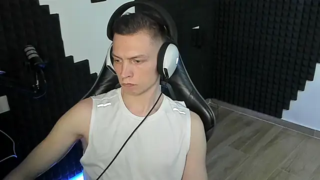 More_than_friend webcam