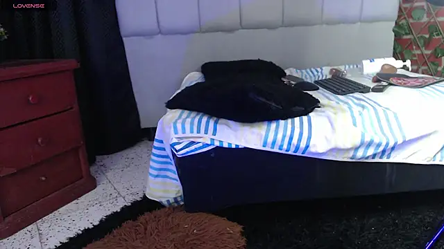 charlotte_brawn webcam