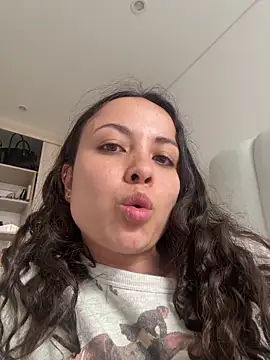Megan_Rodrigo webcam