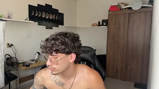 Kisan_Smith webcam