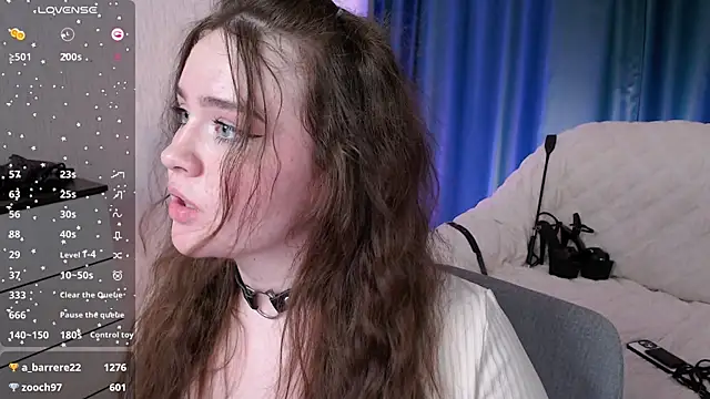 Charming_huntress webcam