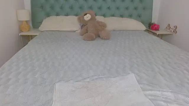 Erika_bestboobs webcam