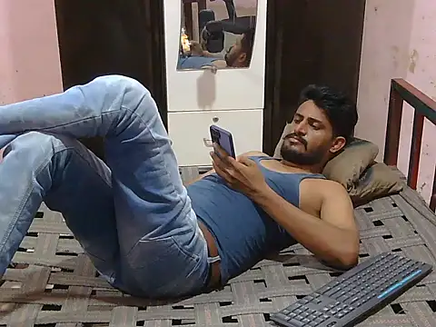 HotXKrish webcam