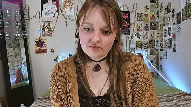 WonderConnie1 webcam