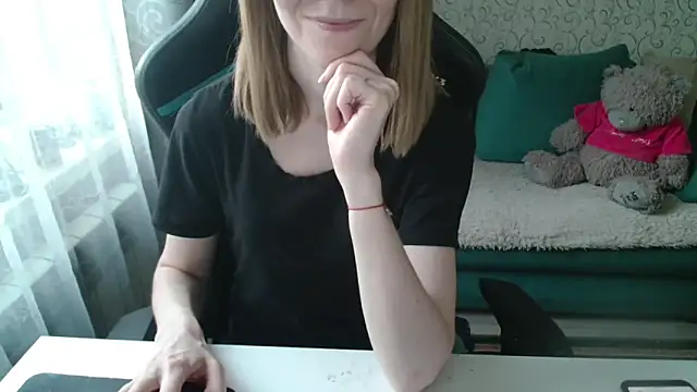 _AlliceCullen_ webcam