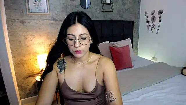 isa_cruzx webcam