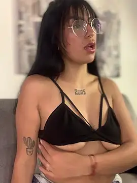 Gaby_Pinkk webcam