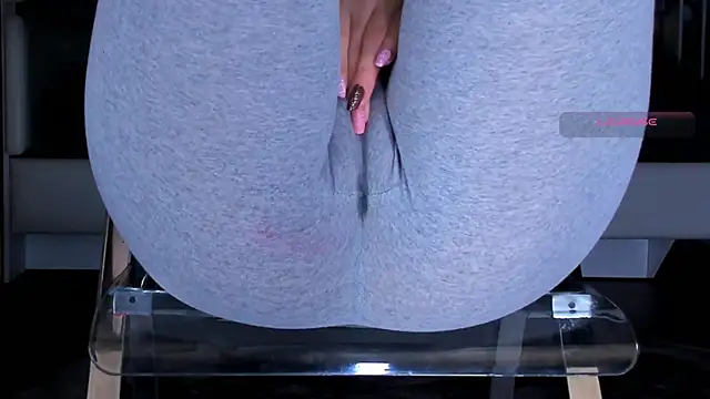 Cameltoe_squirt_inPants webcam