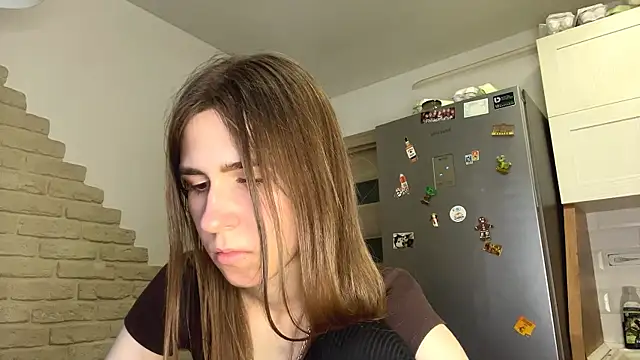 ZaraGuyette webcam