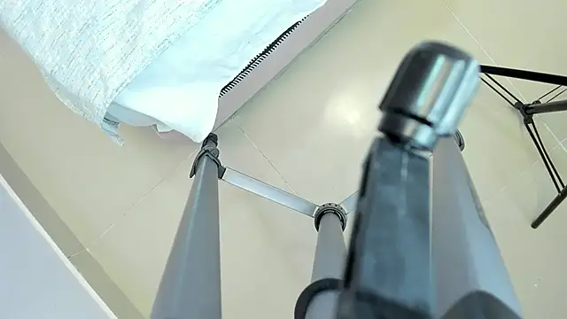 doll_skinny18 webcam