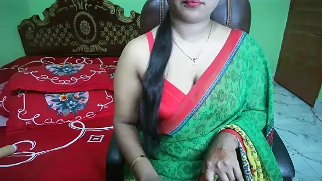 BengaliQueenStar webcam