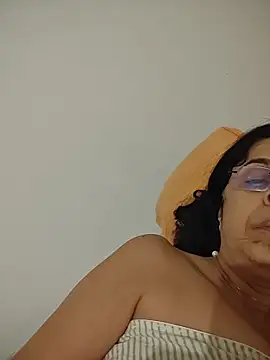NakedMILFx webcam
