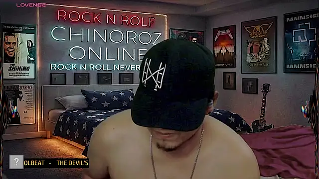 chino_roz webcam