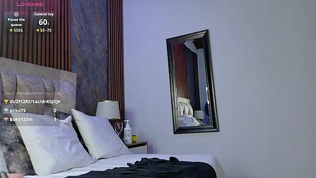 linda_cabal webcam