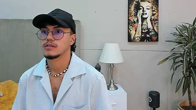 kai_storn webcam