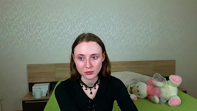 Cowell_Adelina webcam