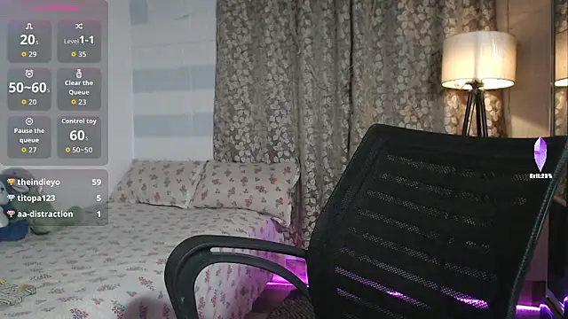 Menka_Room56 webcam