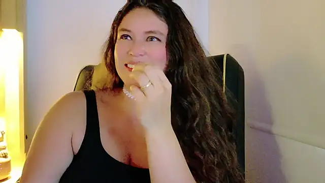 Anaise_latif webcam