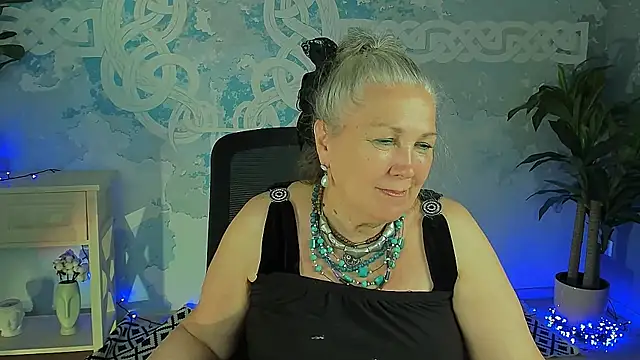 LilaMaharani webcam
