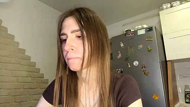 ZaraGuyette webcam