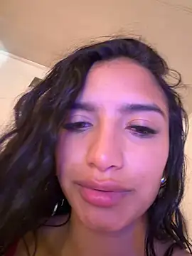 AlinaArgii webcam