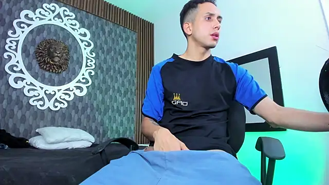 Zack_isback webcam