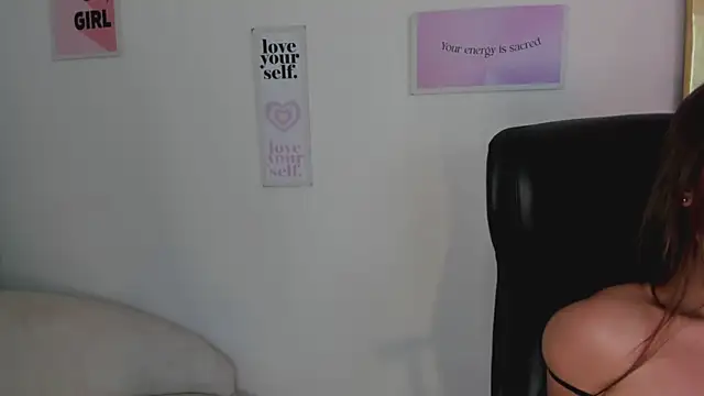 LanaJones_ webcam