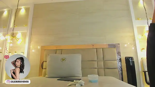 chloe_murray webcam