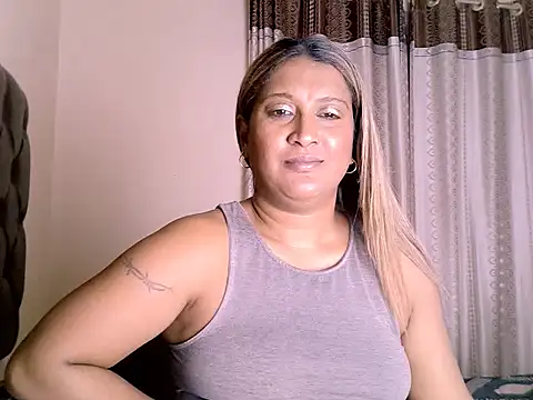 eroticbeauty37 webcam