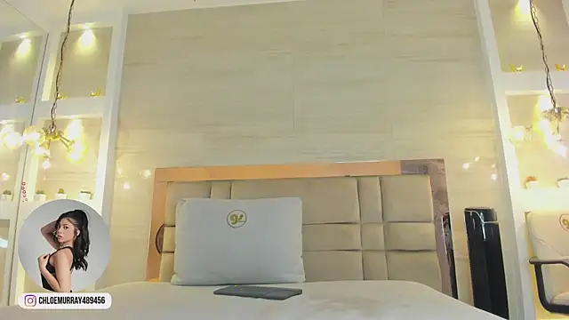 chloe_murray webcam