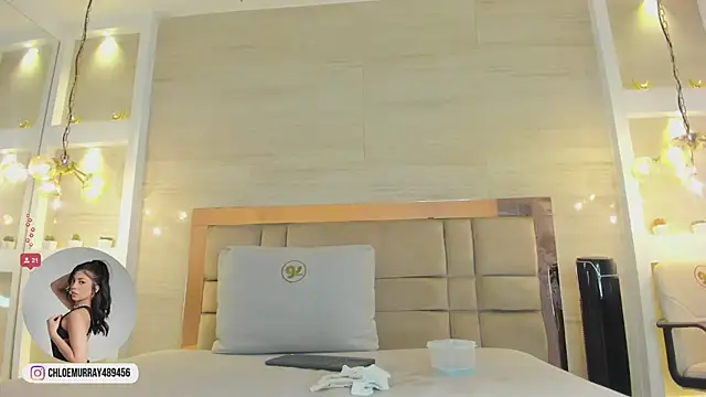 chloe_murray webcam