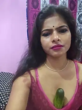 SUZY_QUEEN95 webcam
