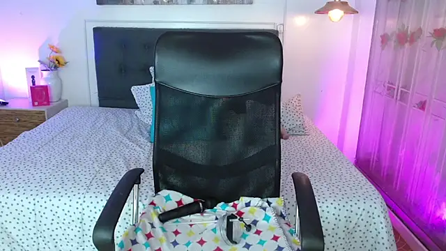 Rose_Thompson1 webcam