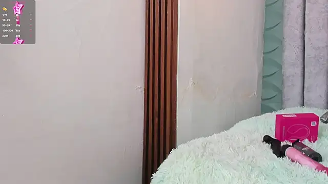 karola_cute_ webcam