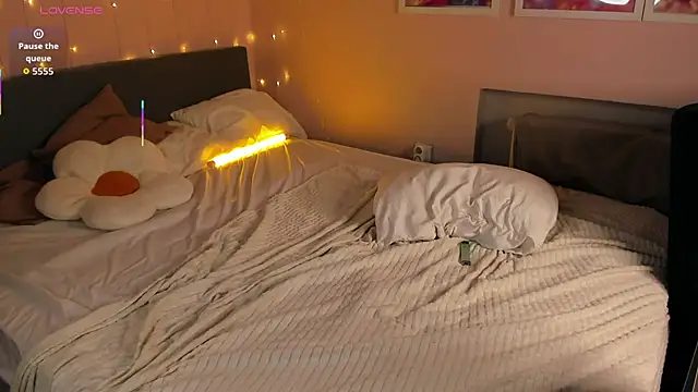 Lilit_Sinful webcam