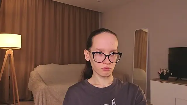 BettyBrowni webcam