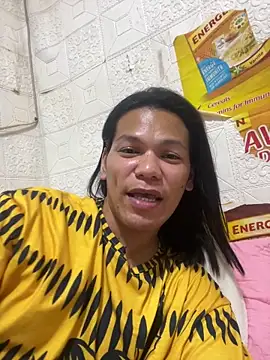 HugeAgatha webcam