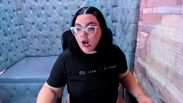 Sweet_Nova_ webcam
